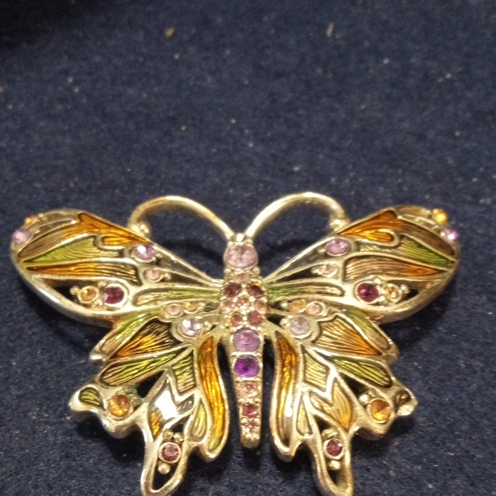 Elegant Monet Butterfly Brooch With Multicolor Accents Vintage 35$